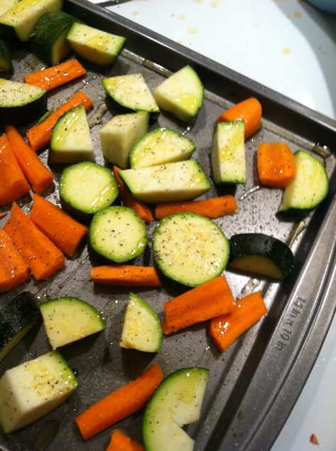 Fresh Veggie Recipes, Roasted Zucchini And Squash, Oven Roasted Zucchini, Carrot Recipes Side Dishes, Zucchini Vegetable, Oven Roasted Carrots, Zucchini Side Dishes, Roasted Zucchini, How To Cook Zucchini