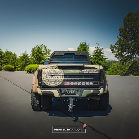 Go big or go home! This Ford F-450 Dually Platinum is a stunner with its custom matte camo wrap and sleek matte black vinyl details. From mirrors to door handles, every inch is built to impress! #truckwraps #vehiclewraps #customwraps #layednotsprayed #paintisdead #ford #f450 #vinylwrapping Camo Wraps, Ford F450, Go Big Or Go Home, Custom Wraps, Car Wrap, Black Vinyl, Matte Black, Door Handles, Camo