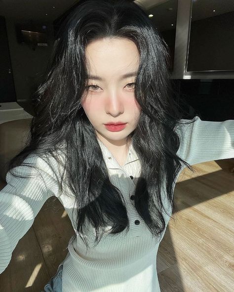 Redvelvet Seulgi, Seulgi Red Velvet, Red Velvet, A Woman, Velvet, Red, Hair