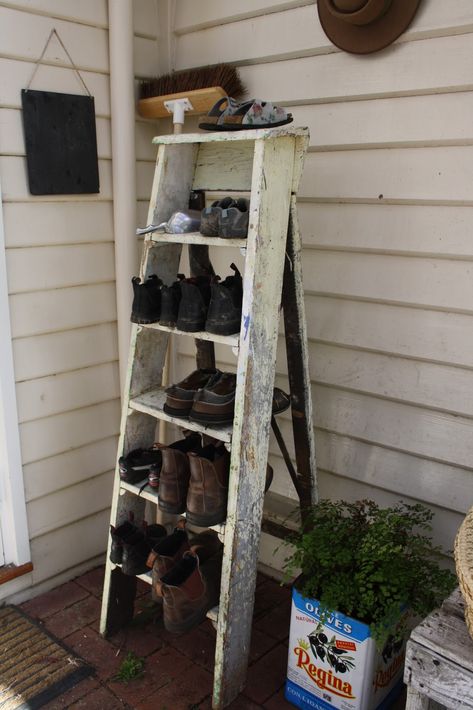 hugo & elsa: great idea. Adding shelves would allow for even more storage. I like that it's vertical. Outdoor Shoe Storage Ideas, Doorm Room, Outdoor Shoe Storage, Deep Closet, Craft Room Organization Diy, Hall Stairs, Shoe Storage Ideas, Stairs Landing, Boot Rack