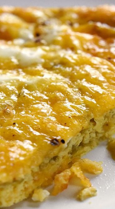 Green Chili Bake, Chili Cheese Egg Casserole, Green Chile Egg Bake, Egg Casserole With Green Chilis, Cottage Cheese Green Chili Egg Bake, Green Chili Egg Casserole Breakfast, Green Chili Egg Bake, Green Chili Egg Casserole, Egg Casserole Recipes Easy