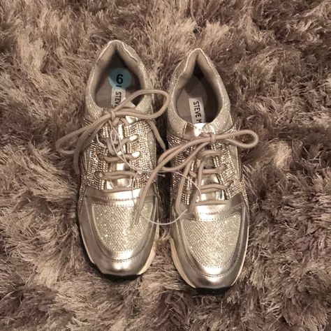 Silver Bling Sneakers Dock Shoes, Bling Sneakers, Steve Madden Platform Sneakers, Black Slip On Sneakers, Steve Madden Sneakers, Studded Sneakers, Shoes Steve Madden, Silver Bling, Mid Top Sneakers