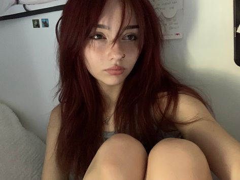 Red Aesthetic Grunge, Slay Girl, Hair Icon, Girls With Red Hair, Girl Haircuts, Grunge Girl, Dream Hair, Insta Photo Ideas, Girl Face