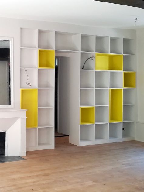 Yellow Bookshelves, Diy Bookshelf Ideas, Painted Bookshelf, Ikea Kallax Shelving, Bookshelf Diy, Old Bookshelves, Kallax Shelving Unit, Elizabeth Roberts, Painted Bookshelves