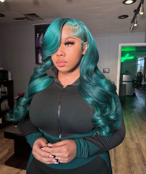 13x4 Lace Front Wig, Beauty Hair Color, Frontal Wig Hairstyles, Malachite Green, Hair Body Wave, Dyed Hair Inspiration, 100 Human Hair Wigs, Hot Hair Styles, Human Virgin Hair