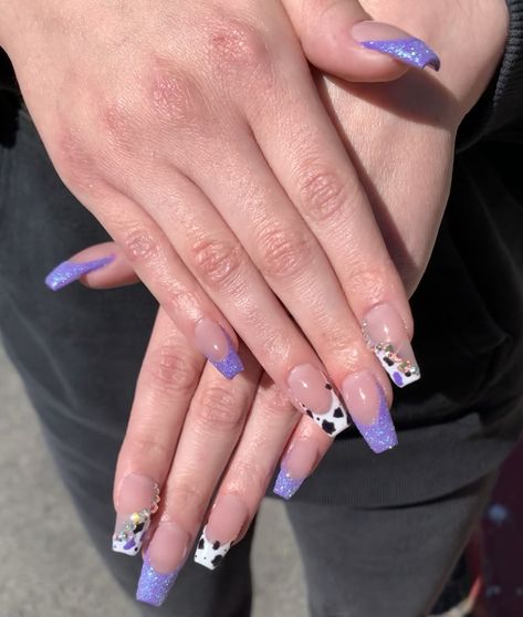 Lilac Cow Print Nails, Purple And Cow Print Nails, Purple Cowprint Nails, Nail Ideas For 13 Yo, Purple Western Nails, 4h Nails, Purple Cow Nails, Nails Vaqueras, Purple Cow Print Nails