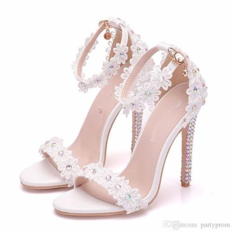 Bride Heels, Wedding Shoes Sandals, Hak Tinggi, Wedding High Heels, High Heels Classy, Wedding Shoes Comfortable, Summer Office, White Wedding Shoes, Wedding Shoes Flats