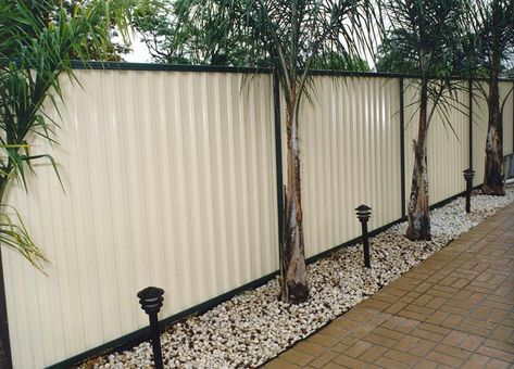 Gramline Steel Fencing, Corrugated Metal Fence, Diy Backyard Fence, Diy Garden Fence, Garden Fence Panels, Steel Fence, Diy Fence, Garden Decor Projects, Be Wise