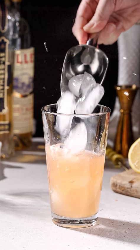 The French Blonde cocktail recipe is so delicious, and reportedly a favorite cocktail of Taylor Swift! Grapefruit juice and Lillet Blanc are the stars of this drink, and they go so well with elderflower liqueur, lemon and gin. This beauty of a cocktail is easy to make at home, but elegant enough for any fancy event! Perfect for a bachelorette party, hen night or even Valentine's Day cocktails! French Blonde Cocktail Recipe, Gin And Grapefruit, French Blonde, Grapefruit Drink, Day Cocktails, Fancy Event, Hen Night, Grapefruit Juice, Hens Night