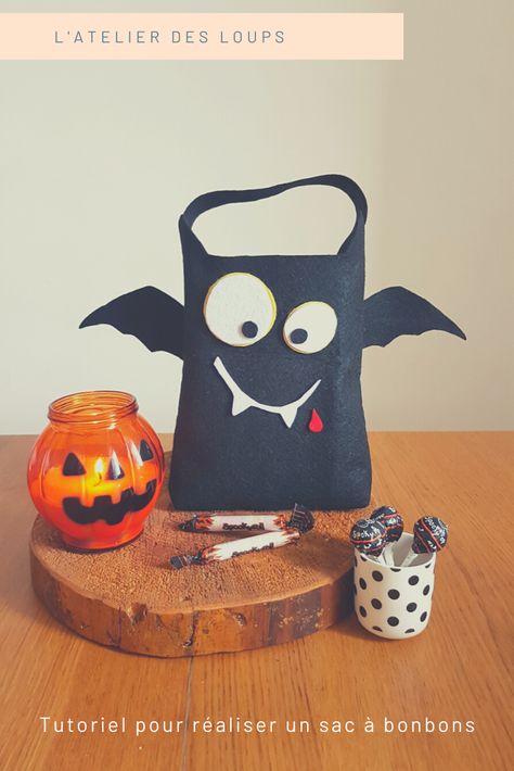 Couture Halloween, Sac Halloween, Dulceros Halloween, Bricolage Halloween, Bonbon Halloween, Halloween Diy, Halloween Costume, Halloween Party, Novelty Lamp