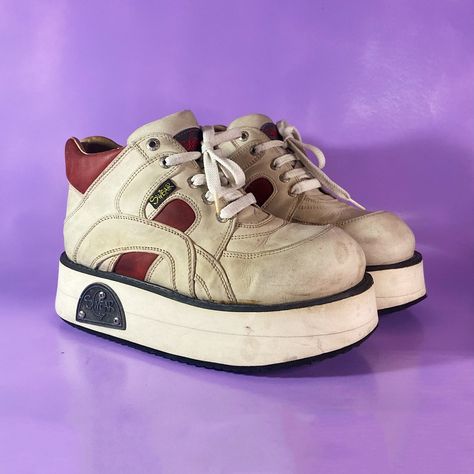 ⭑ Rare beige & red chunky leather high-top shoes! Metal logo screwed on both platforms, so hard to find. ⭑ Size EU 44 Leather High Tops, Metal Logo, High Top Shoes, Platform Sneakers, Metallic Logo, Dream Clothes, Top Shoes, Hard To Find, High Top