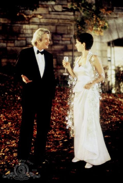 Still of Richard Gere and Winona Ryder in Otoño en Nueva York (2000) Best Fall Movies, New York Movie, Best New Movies, Autumn In New York, School Of Rock, New York Aesthetic, Richard Gere, Movie Marathon, Winona Ryder