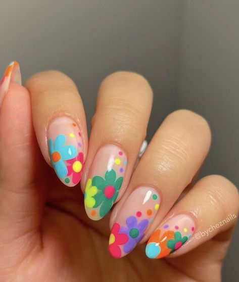 Summer Nail Designs: Trends and Tips for 2024 | Summer Nails Inspiratin Lot Nails, Summer Rainbow Nails, Spring Nails Simple, Classy Spring Nails, Nail Designs Trends, Beach Nails Art, 2023 Nail, Nails Art Ideas, Nails Classy