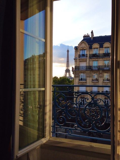 Window Nooks, An Open Window, Paris Dream, Beautiful Paris, Paris Apartments, Window View, Open Window, The Eiffel Tower, Paris Travel