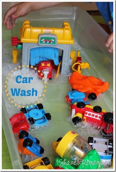 car themed sensory bin | Share and Remember: Little People Car Wash Water Play Prek Transportation, Preschool Transportation, Transportation Theme Preschool, Sensory Tubs, Transportation Activities, Tuff Spot, Transportation Crafts, Transportation Preschool, Water Activity