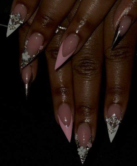 Stilettos>>> 😍🎀🤍 • • • • #stilettonails #chromenails #frenchtipnails #nailcharms #nailinspo #naildesign #757nails #odunails #nsunails #nailsnailsnails #rhinestonenails #suffolknails #hamptonnails #norfolknails #dmtobook💌 Short Stilleto Nails Valentine, Clear Stiletto Nails Design, Short Pointy Nails Stilettos, Medium Length Stiletto Nails, Nail Designs Almond Shape, Stiletto Acrylic Nails, Short Stiletto Nails, Stilettos Nails, Cutesy Nails