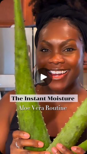 8.1K views · 767 reactions | The moment I started adding aloe vera to my hair routine, I asked myself what have I been doing with my life?   Aloe vera is literally a dry hair and itchy scalp’s dream ✨  I know what you may be thinking, but I don’t have time…. I used to say the same thing but prepping this aloe took no time at all and each leaf was only $2 at @walmart   A few years ago, I was struggling to get back the health of my scalp and aloe vera was one of the ONLY natural remedies I found to balance the pH levels of my scalp,  promote hair growth and stop dry scalp itch.  Still skeptical? Here’s just a few of the things aloe vera does for natural hair:  -Strengthens hair: amino acids -Stop scalp irritation: anti-inflammatory -Natural conditioner: smooths hair cuticle -Natural detangle Aloe Vera For Dandruff, Smooth Hair Remedies, Aloe Vera For Hair Growth, Pre Poo Natural Hair, Low Porosity Hair Care, Aloe For Hair, Natural Hair Problems, Scalp Itch, Aloe Vera Shampoo