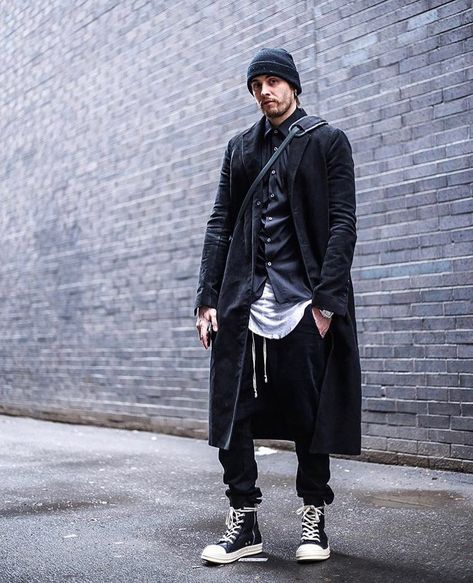 Rick Owens International on Instagram: “@oliverdoor ⠀⠀ ⠀⠀⠀⠀ ⠀⠀⠀⠀ ⠀⠀⠀⠀ ⠀⠀⠀��⠀ ⠀⠀⠀⠀ ⠀⠀⠀⠀ ⠀⠀⠀⠀ #rickowens #drkshdw #rickowensdrkshdw  #fashion #darkfashion  #style #highend…” Rick Owens Drkshdw Outfit Men, Rick Owens Street Style Men, Rick Owens Drkshdw Outfit, Drkshdw Outfit, Rick Owens Fit, Rick Owens Outfit Men, Rick Owen Outfit, Rick Owens Street Style, Rick Owns