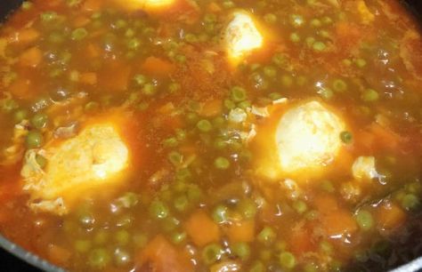 Portuguese Peas And Linguica, Portuguese Pea Soup, Portuguese Green Beans, Portuguese Soup, Portuguese Dishes, Portuguese Sausage, Portuguese Sweet Bread, Vegetable Stew Recipe, Rice And Beans Recipe