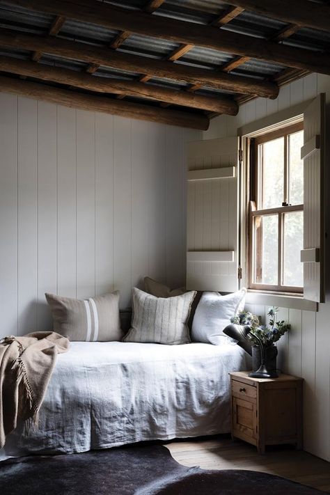 Wooden Sash Windows, Floating Hotel, Desert House, Recycled Brick, Rustic Country Home, Modern Appliances, Highland Homes, Garden Bedroom, Day Bed