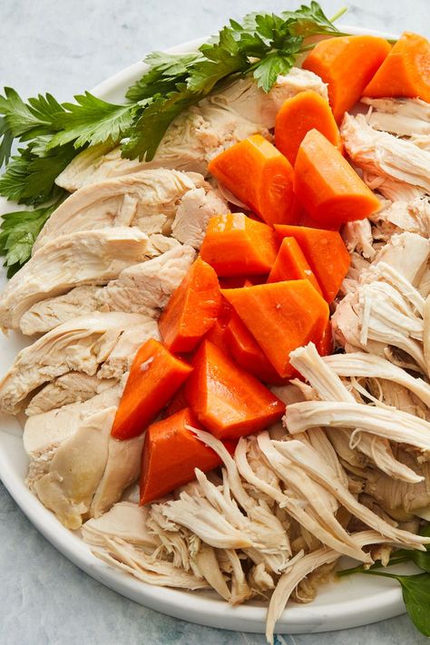 Boiled Chicken Boiled Chicken Breast Recipes, Homemade Staples, Boiled Chicken Recipes, Chicken Main Dish Recipes, Boiled Chicken Breast, Chicken Shawarma Recipe, Chicken Noodle Soup Easy, Shawarma Recipe, Boiled Chicken