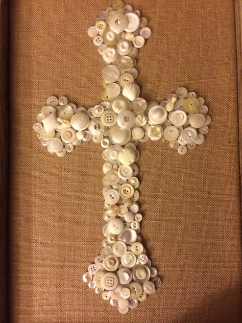 Button Cross, Button Art Projects, Buttons Crafts Diy, Cross Pictures, Button Bouquet, Cross Crafts, Diy Cross, Recycled Jewelry, Bible Crafts