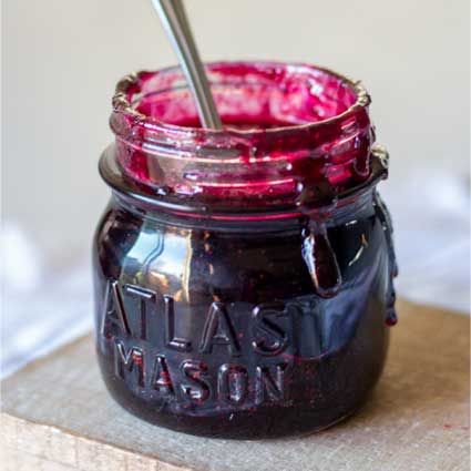 Blueberry Jam Recipe Using Frozen Blueberries, Blueberry Jam With Frozen Blueberries, Jam Using Frozen Fruit, Blueberry Jam From Frozen Blueberries, Frozen Blueberry Jam, Blueberry Canning Recipes, Blueberry Jam Recipe Canning, Blueberry Jam Recipes, Blueberry Freezer Jam Recipe