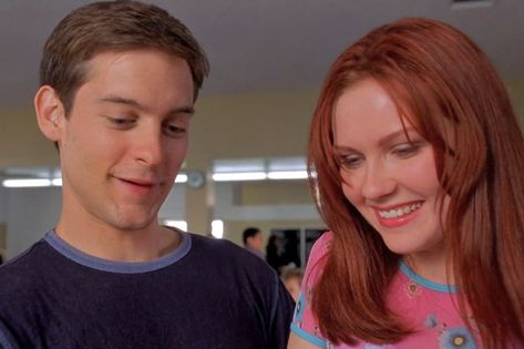 Mj Peter Parker, Spider Man With Girlfriend, Tobey Maguire Kirsten Dunst, Mary Jane And Spiderman, Kirsten Dunst Spiderman, Mary Jane And Peter Parker, Mary Jane Watson Kirsten Dunst, Peter And Mary Jane, Spiderman And Mj