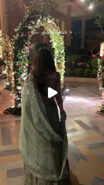 Tushita Mehta on Instagram: "Heaviest wedding season everrrrr😅✨  Lehenga: @jayantireddylabel  Potli: @beaumondeaccessories   #weddings #indianwedding #lehenga #weddinglooks #indianwedddinginspiration #indianwear #indianfashion #punjabiwedding #indianweddingseason" Lahenga Design Latest, Latest Lehenga Design, Latest Lehenga Designs, Punjabi Wedding, February 19, Lehenga Designs, Wedding Looks, Indian Wear, Wedding Season