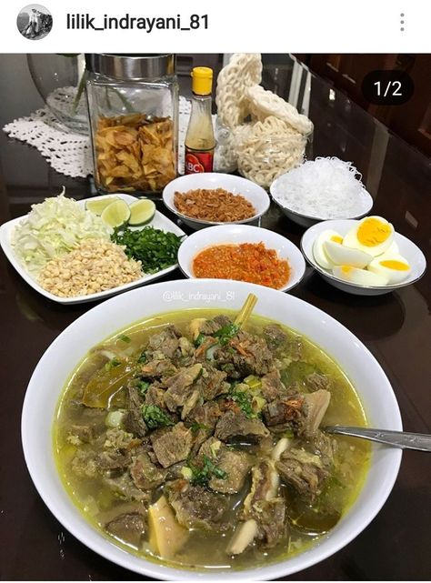 Menu Buka Puasa Aesthetic, Menu Buka Puasa, Mutton Recipe, Food Noodles, Lunch Table, Mutton Recipes, Buka Puasa, Food Pic, Tutorial Hijab