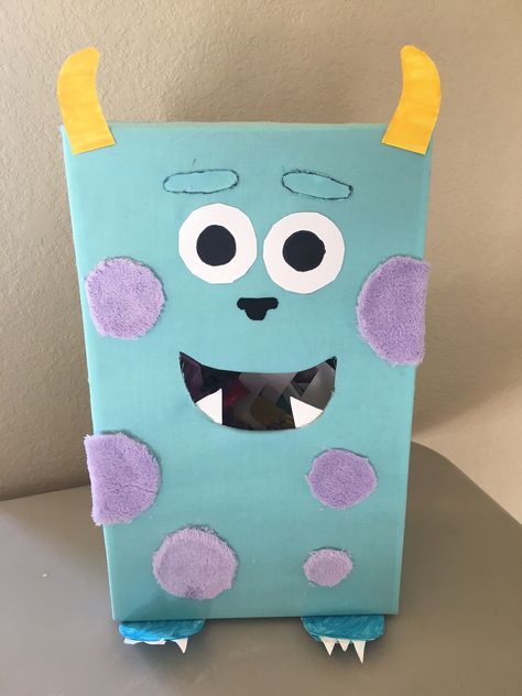 Monsters Inc Crafts, Box Decorating Ideas, Valentines Day Card Ideas, Sully From Monsters Inc, Homemade Valentine Boxes, Monster Valentine, Girls Valentines Boxes, Sully Monsters Inc, Kids Valentine Boxes