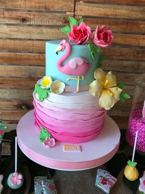 Flamingo Party | CatchMyParty.com Summer Birthday Cake, Flamingo Birthday Cake, Flamingo Themed Party, Tropical Birthday Party, Flamingo Cake, Flamingo Birthday Party, Luau Birthday Party, Hawaiian Birthday, Fiesta Tropical