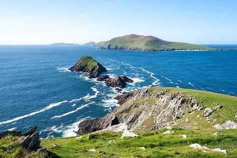 Summer Travel Destinations, Visit Ireland, Summer Getaway, Slow Travel, Emerald Isle, Sustainable Travel, Honeymoon Destinations, Ireland Travel, Breathtaking Views