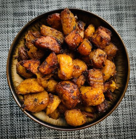 Kelewele Recipe, Ripe Plantain, Quick Bite, Spice Mixes, West Africa, Ghana, Street Food, Side Dish, The Go