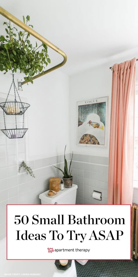 60 Small Bathroom Ideas You'll Want to Try ASAP Country Bathroom Decor, Very Small Bathroom, Rental Bathroom, Small Apartment Bathroom, Bad Inspiration, Small Bathroom Ideas On A Budget, Bathroom Decor Apartment, Tiny Bathrooms, Bathroom Decor Ideas