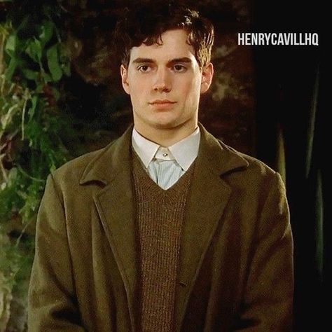 Henry Cavill I Capture The Castle, Young Henry Cavill, I Capture The Castle, Young Henrys, Princess Fantasy, Fantasy Princess, Writing Characters, Narrative Writing, Mission Impossible