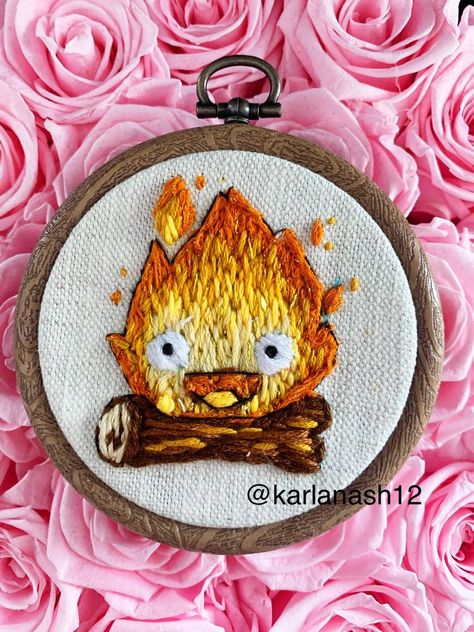 Thought i’d give this little guy from Howl’s Moving Castle a go. Love the touch of the gold thread! :) Howls Moving Castle Knitting, Calcifer Embroidery, Howls Moving Castle Embroidery, Studio Ghibli Embroidery, Ghibli Embroidery, Hand Crafts, Crewel Embroidery, Howls Moving Castle, Sewing Lessons