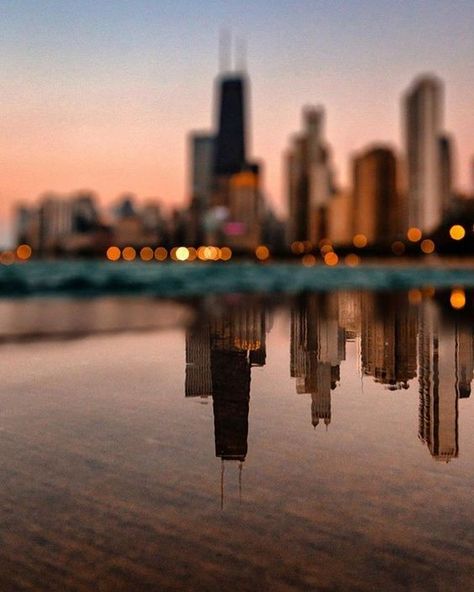 Water Reflection Photography, Chicago Sunrise, Photography Practice, Symmetry Photography, James Nachtwey, Cover Photography, Wall Pics, Reflection Photos, Building Photography