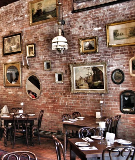 Mediterranean Cafe Interior, Antique Cafe Interior, European Cocktails, Nyc Lunch, Parisian Coffee Shop, Antique Restaurant, Antique Cafe, Speakeasy Decor, Restaurant Vintage