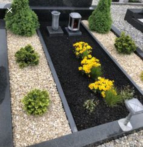 Graveside Decorations, Cemetary Decorations, Grave Headstones, Gravesite Decorations, Tombstone Designs, Pet Cemetery, Grave Flowers, Cemetery Decorations, Grave Decorations