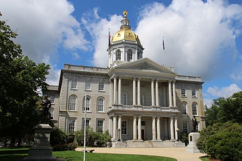 New Hampshire State House in Concord Concord Nh, Lake Winnipesaukee, East Coast Travel, Mount Washington, Us Capitol, Gorgeous Scenery, Capitol Building, White Mountains, Peaceful Places