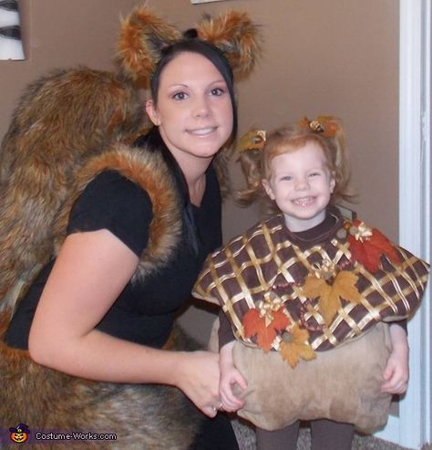 Candace: My daughter Tinsley is wearing her Acorn costume that my aunt and I… Acorn Costume, Burlap Leaves, Costume Works, Halloween 2023, Family Costumes, Halloween Stuff, Local Crafts, Fabric Ribbon, I Made It