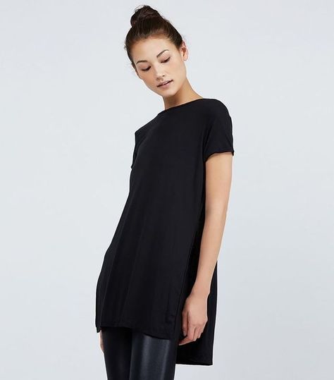 15 Easy Tunic Tops to Wear Over Leggings Tunic Tops Outfit, Summer Tunic Tops, Tunic Tops With Leggings, Easy Tunic, Tunic Tops Summer, Tunics With Leggings, Short Sleeve Tunic Tops, Long Tunic Tops, Short Sleeve Tunic