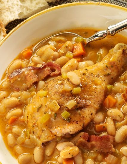 Chicken Supper Ideas, Burrito Recipe Chicken, Grilled Chicken Drumsticks, White Bean Stew, Okra Stew, White Bean Recipes, Chicken Gizzards, Chicken Chili Recipe, Bean Stew