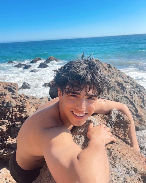 Spanish Guy Aesthetic, Hot Australian Men, Australian Surfer Guys, Fine Brunette Boys, Spanish Boys Aesthetic, Hispanic Men Aesthetic, White And Asian Mixed Guys, Portuguese Guys, Latino Men Aesthetic