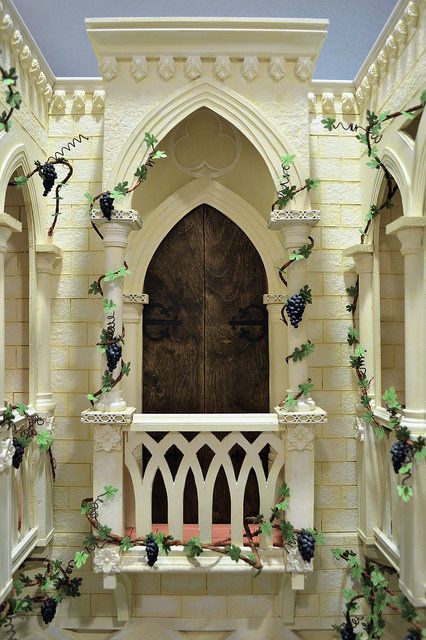 Romeo And Juliet Stage Design, Romeo And Juliet Decor, Romeo And Juliet Diorama, Romeo And Juliet Set Design, Romeo Juliet Balcony, Balcony House Second Story, Romeo And Juliet Balcony, Balcony Hanging Plants, Balcony Patio Ideas