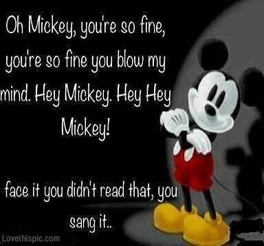 Oooooo i totallu sang it...... hey mickey funny disney cartoons lol micky mouse funny quote funny quotes humor Funny Disney Cartoons, Mickey Y Minnie, Art Disney, To Infinity And Beyond, Disney Quotes, Disney Funny, Disney Fun, Disney Love, Disney Cartoons