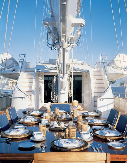 sail boat dinner Dream Boat, Boat Cruise, Cruise Holidays, Yacht Boat, The Deck, Luxury Yachts, Catamaran, Coastal Living, Luxury Life