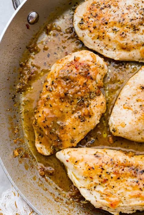 Chicken Pan Sauce, Sauteed Chicken Breast Recipes, Pan Cooked Chicken Breast, Sauteed Chicken Recipes, Chicken Breast Sandwich Recipes, Pan Sauce For Chicken, Pan Grilled Chicken, Chicken Breast Dinner, Chicken Breast Sandwich