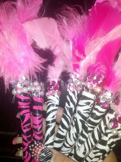 Pink Zebra party pens ;)  www.DoYouSprinkle.com Mcbling Birthday Party, 2000s Zebra Print, Y2k Birthday Party Theme, Mcbling Party, 2000s Birthday Party Theme, 2000s Party Theme, 2000s Theme Party, Y2k Birthday Party, Zebra Wedding